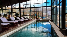 Atix Hotel