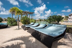 Bella Breeze Bonaire