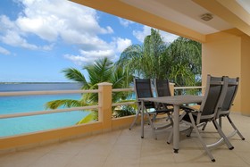 Den Laman Condominiums