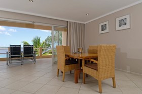 Den Laman Condominiums
