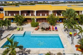 Djambo Apartments
