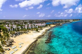 Van der Valk Plaza Beach & Dive Resort Bonaire