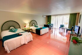 Van der Valk Plaza Beach & Dive Resort Bonaire