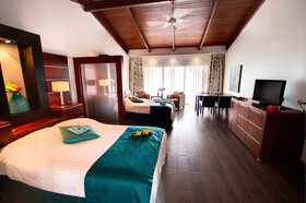 Van der Valk Plaza Beach & Dive Resort Bonaire