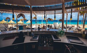 Van der Valk Plaza Beach & Dive Resort Bonaire