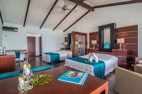 Van der Valk Plaza Beach & Dive Resort Bonaire