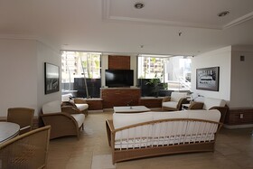 360 Hotel Manhattan by Ozped