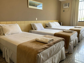 Hotel Diplomat