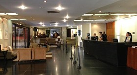 Lake Side Apart Hotel