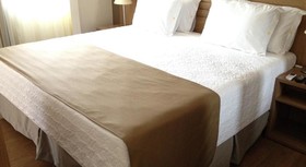 Lake Side Apart Hotel