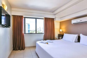 Golden Tulip Goiânia Address