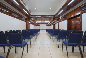 Golden Tulip Goiânia Address