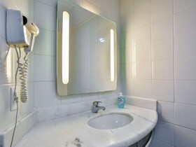 Ibis Goiania
