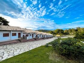 Stay Piri Pousada Hotel