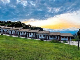 Stay Piri Pousada Hotel
