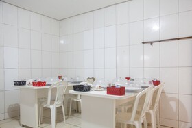 OYO M&J Hotel