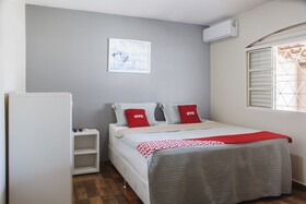 OYO M&J Hotel