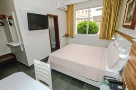 Aipana Plaza Hotel
