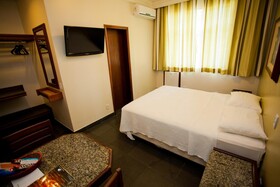 Aipana Plaza Hotel
