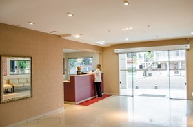 Atalanta Hotel