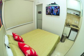 Arenna 7 Hostel & Studios
