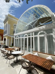 Juma Opera Hotel