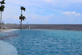 Tropical Executive Hotel