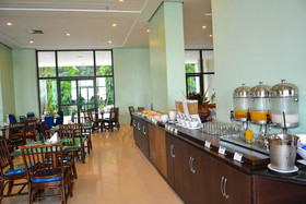 Tropical Executive Hotel