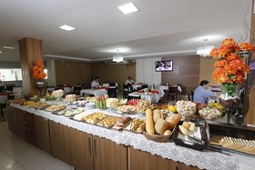 Golden Ville Hotel