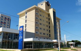 Hotel 10 Palmas