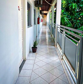 Nunes Hotel