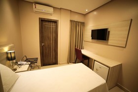 Hotel London