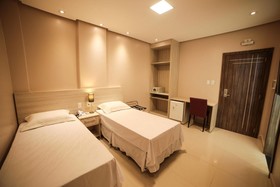 Hotel London