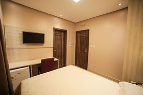 Hotel London