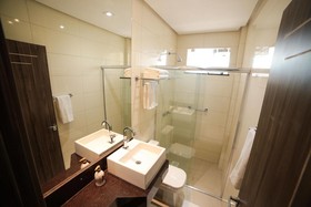 Hotel London