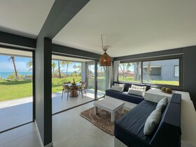 Club De Mar Condo Hotel