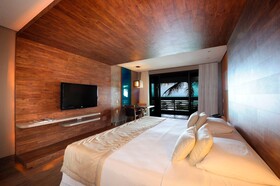 Carmel Charme Resort