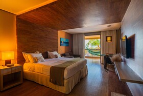 Carmel Charme Resort