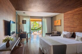 Carmel Charme Resort