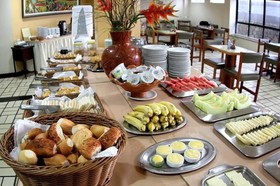 Nascimento Praia Hotel