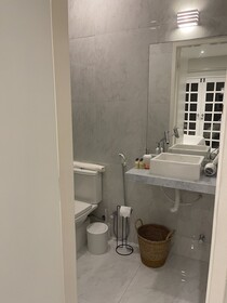 Charlotte House Suites