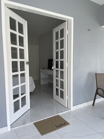 Charlotte House Suites