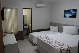 Hotel Leon