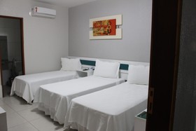 Hotel Leon