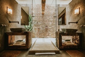 Kenoa Exclusive Beach Spa & Resort