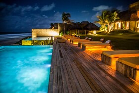 Kenoa Exclusive Beach Spa & Resort