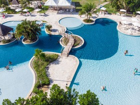 Iloa Resort