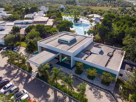 Iloa Resort
