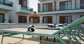 Mikiki Lifestyle Hotel