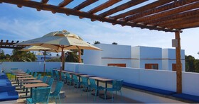 Mikiki Lifestyle Hotel